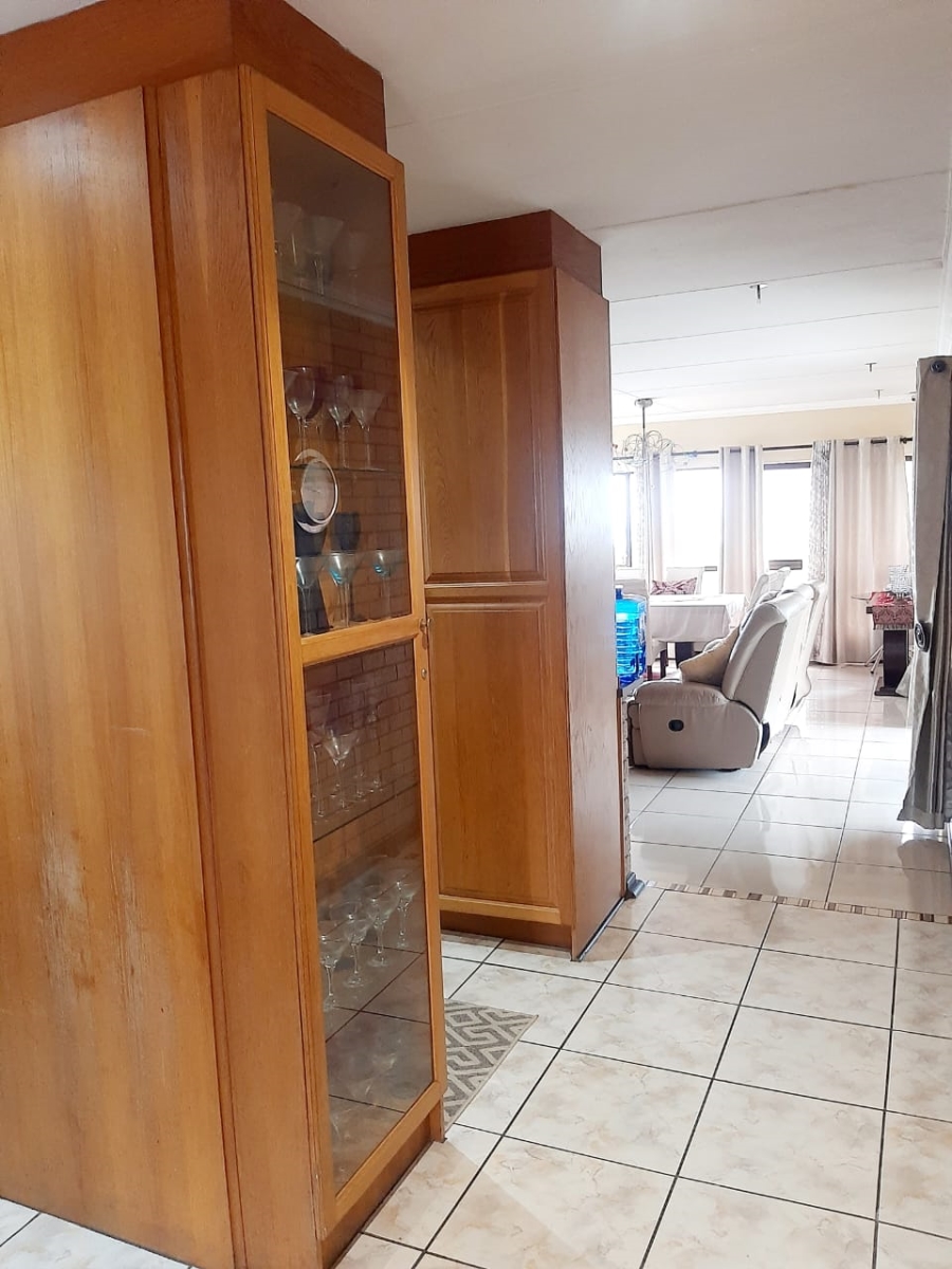 4 Bedroom Property for Sale in Beacon Bay Eastern Cape